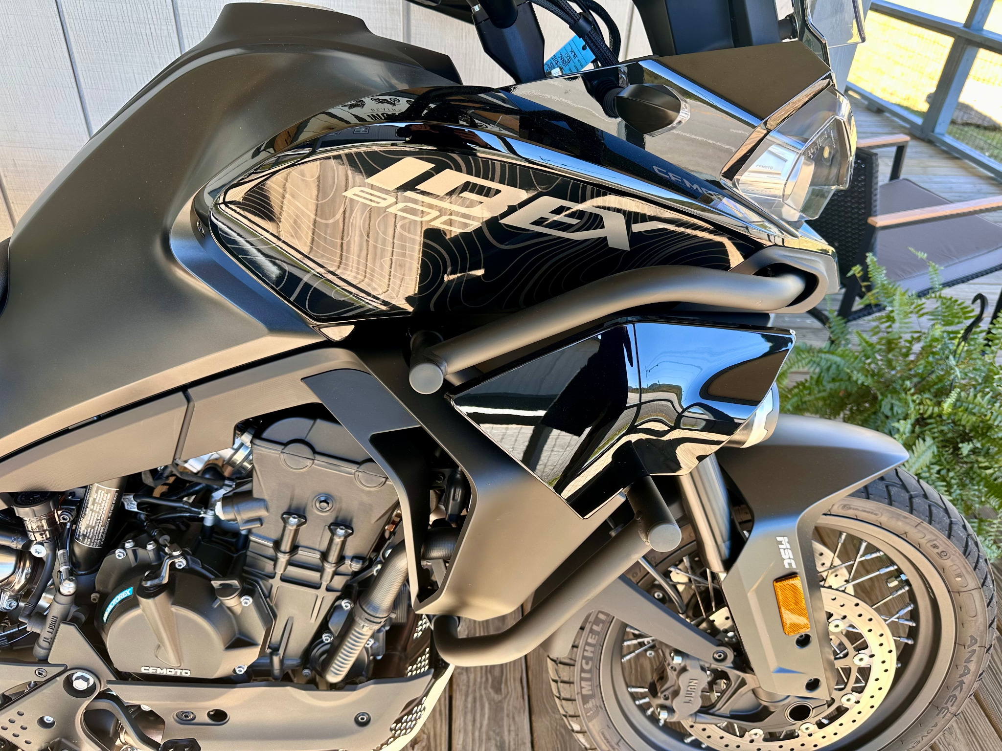 Side detail of bodywork and engine