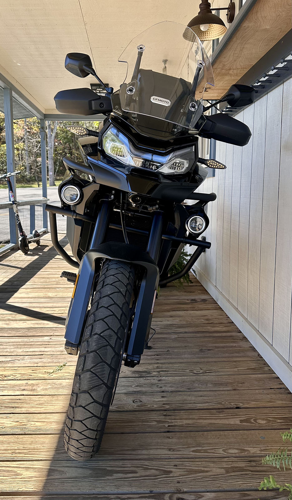 Front view of CFMoto Ibex 800